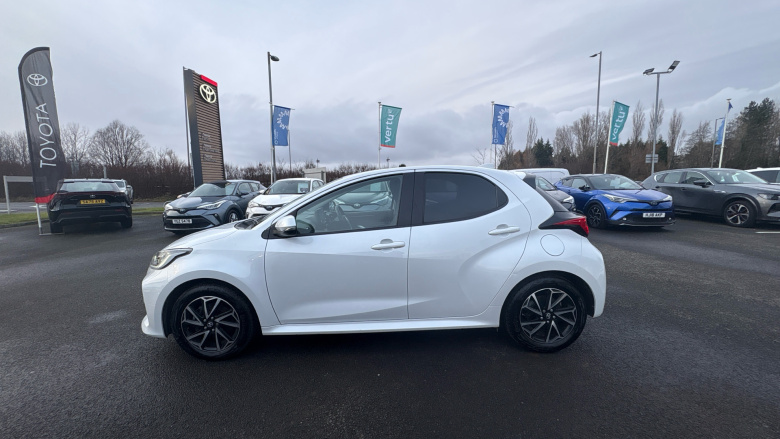 Toyota Yaris 1.5 Hybrid Design 5dr CVT Hybrid Hatchback